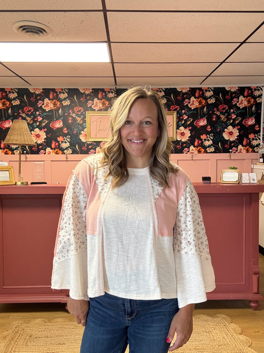 3/4 Floral Pattern Top