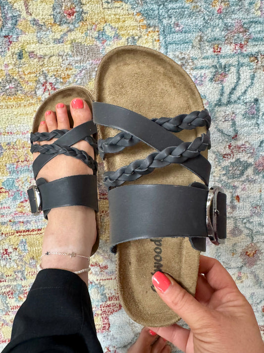 Alexa Braided Strap Sandal - Black