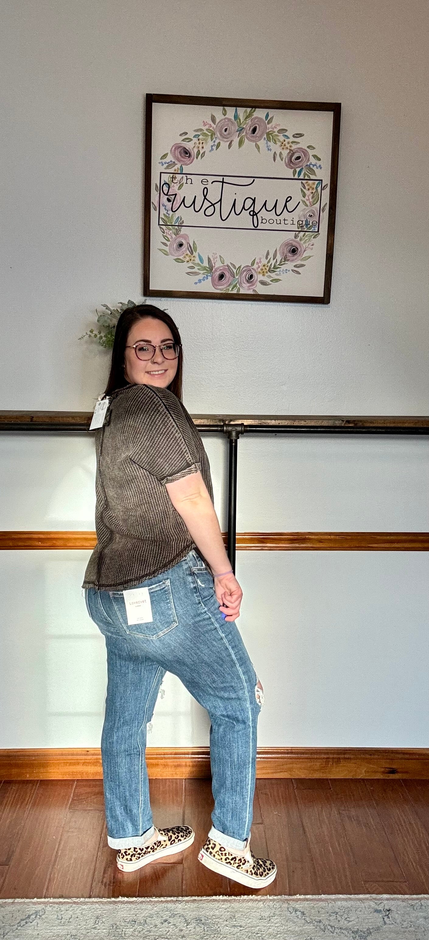Mila Distressed Boyfriend Jeans