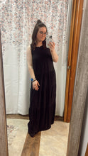 Load image into Gallery viewer, Ruffle Tank Maxi - Black